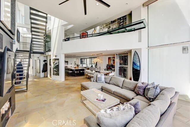 Foto del edificio - 35381 Beach Rd