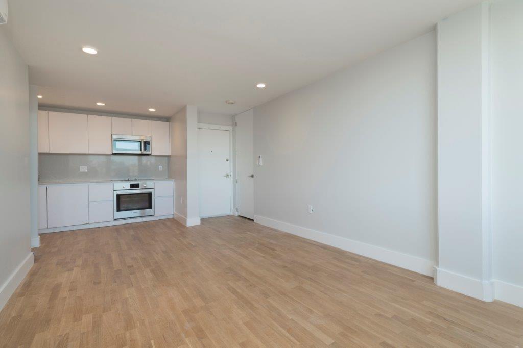 Foto principal - 338 Harvard St