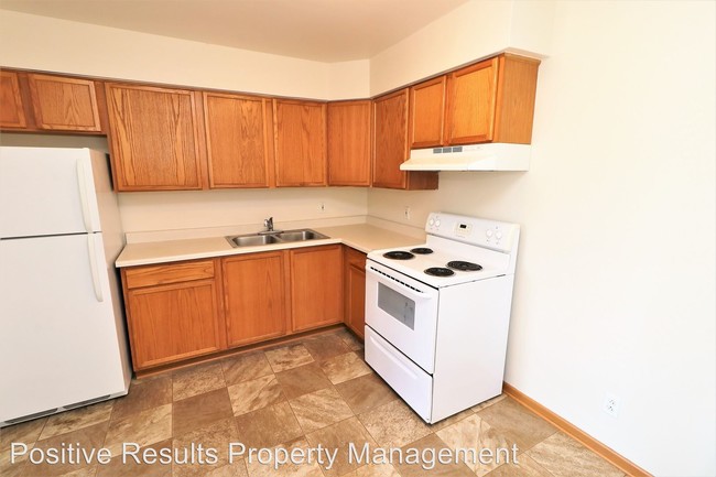 Building Photo - 536 Biester Dr