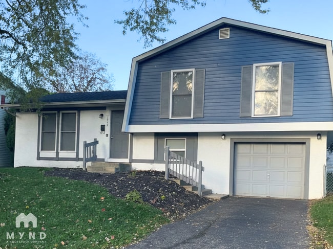 Building Photo - 1349 Westshire Rd