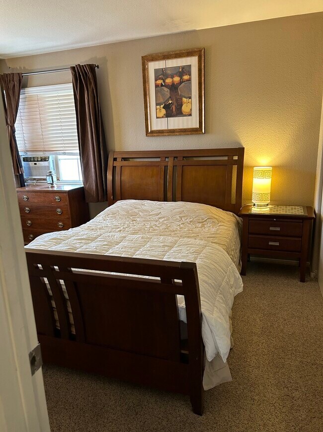 Foto del edificio - 1317 Olvera way