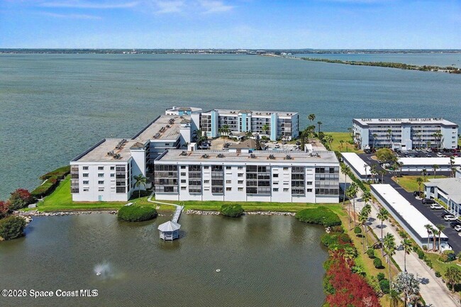 Building Photo - 3613 S Banana River Blvd