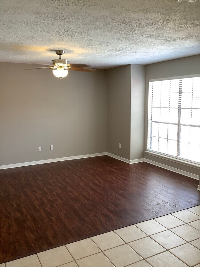 2402 Sycamore Ave photo'