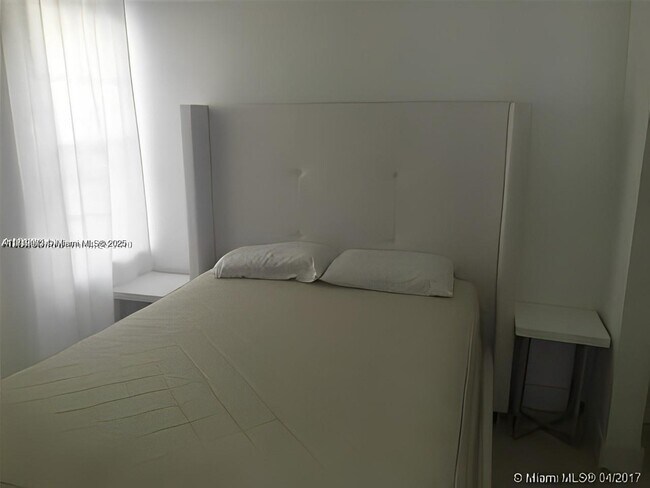 Foto del edificio - 801 8th St