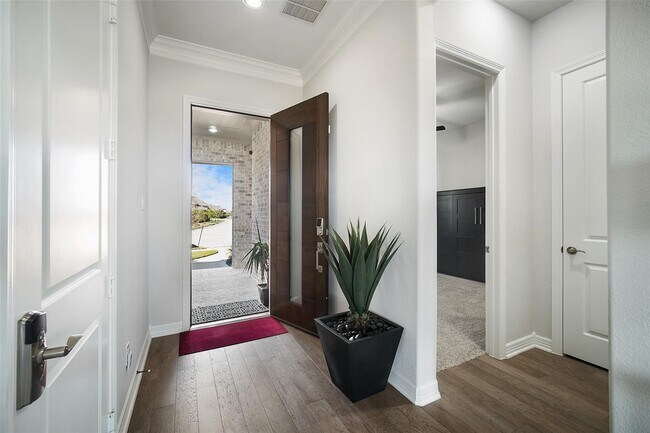 Foto del edificio - 4303 Cottonwood Creek Ln