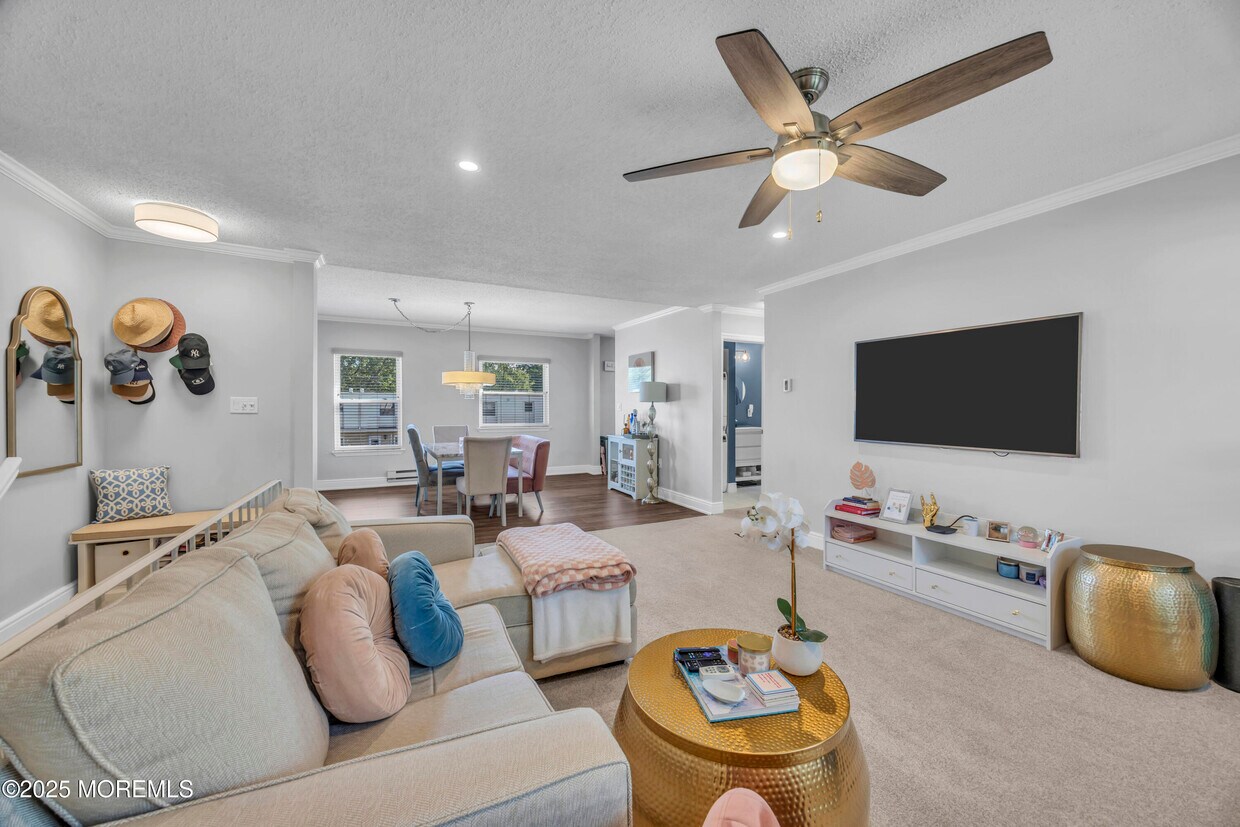 Foto principal - 93 White St