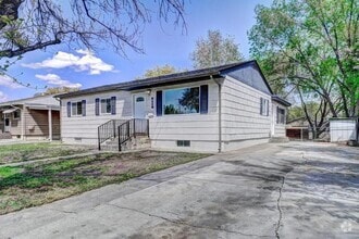 Building Photo - 2118 N 22nd St