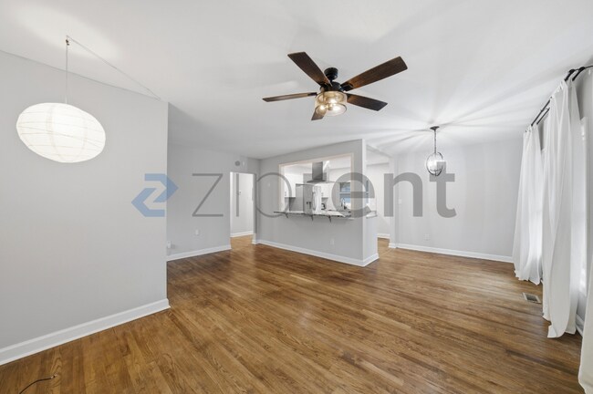 Foto del edificio - 1788 Broadwell St SW