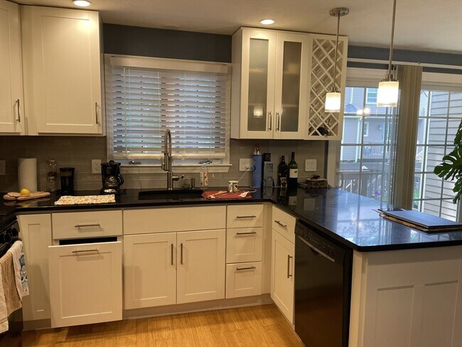 Foto del edificio - 119 Heritage Dr