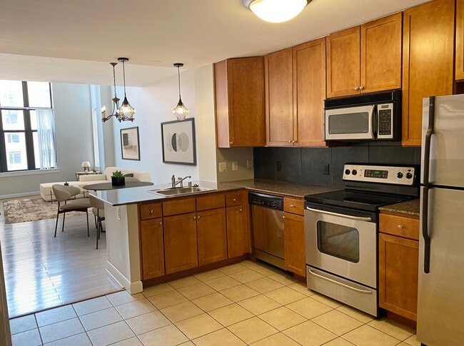 Stainless steel appliances - 400 Massachusetts Ave NW Apartment