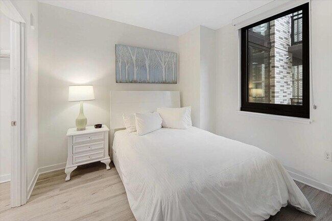 Foto del edificio - 1051 First Street Northeast-SI ID1040217P