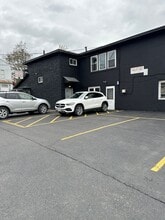 Building Photo - 718 Central Ave