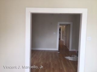 Building Photo - 541-541 S Hennessey St