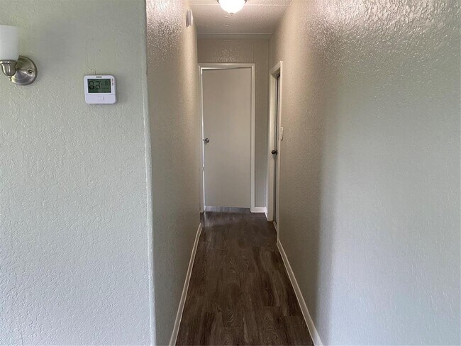 Building Photo - 17105 FM 521 Rd