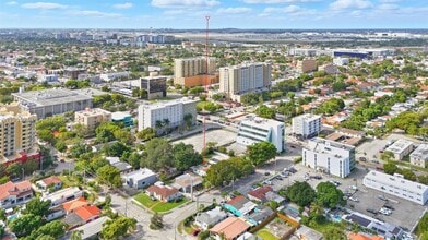 Building Photo - 104 SW 40th Ave