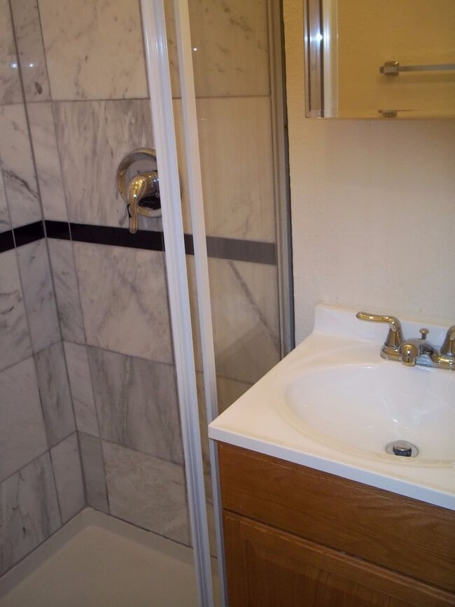 Foto del edificio - Seven Thirty, LLC (765)