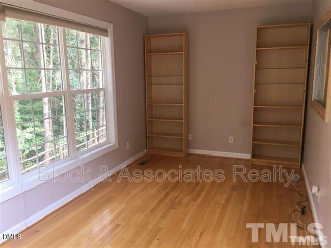 Foto del edificio - 5330 Echo Ridge Rd