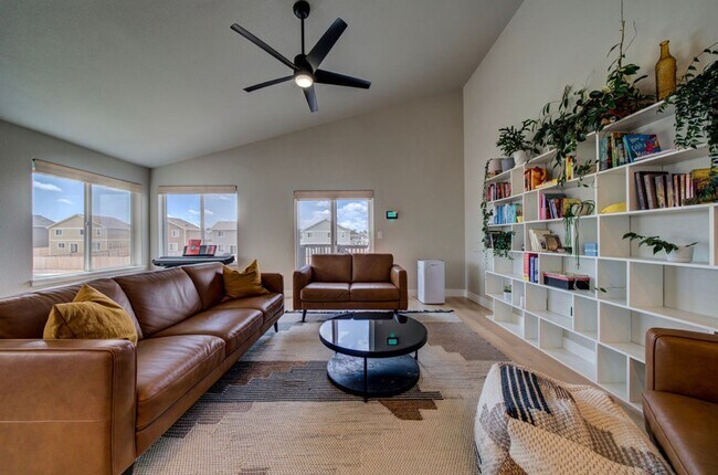 Foto del edificio - Stunning Ranch style 5 bedroom in Lorson R...