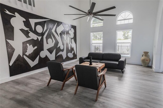 Foto del edificio - 973 Downing Cir