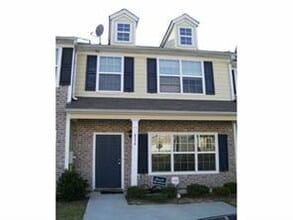 Building Photo - 4554 Parkway Cir