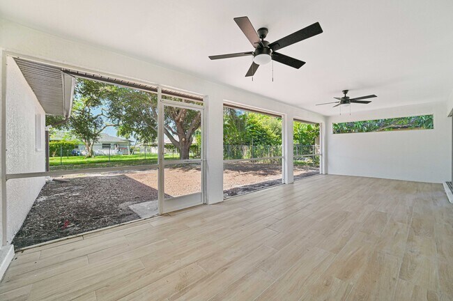 Foto del edificio - 1716 SE 12th St