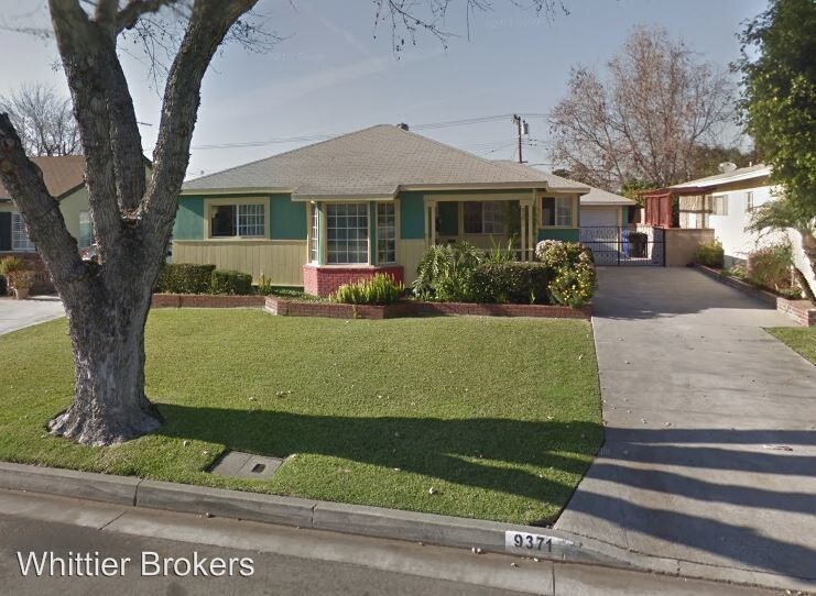 Primary Photo - 3 br, 3 bath House - 9371 Barkerville Ave