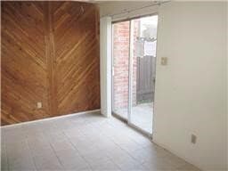 Foto del edificio - 5321 Pinewilde Dr