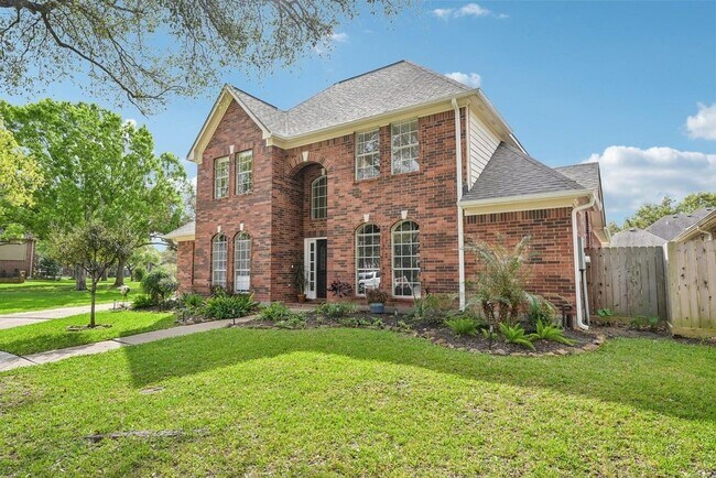 Building Photo - 2202 Castle Bay Dr