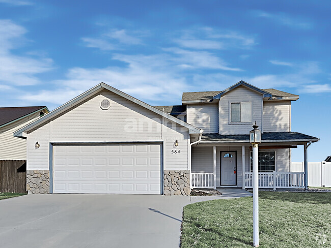 Building Photo - 584 N Nebula Ave