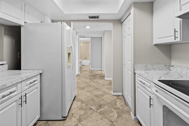 Foto del edificio - 3706 Greenery Ct
