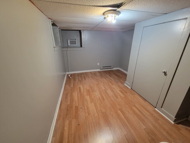 Bedroom - 2603 Kirk Ave