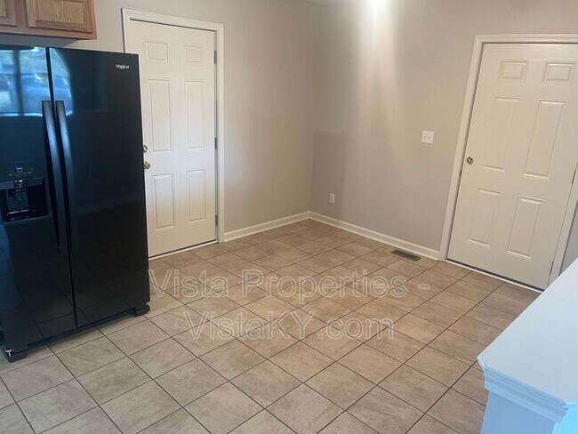 Foto del edificio - 3017 Bitten Ln