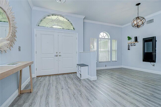 Foto del edificio - 9813 Woodbay Dr