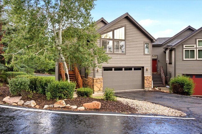 Foto del edificio - 7435 Brook Hollow Loop Rd