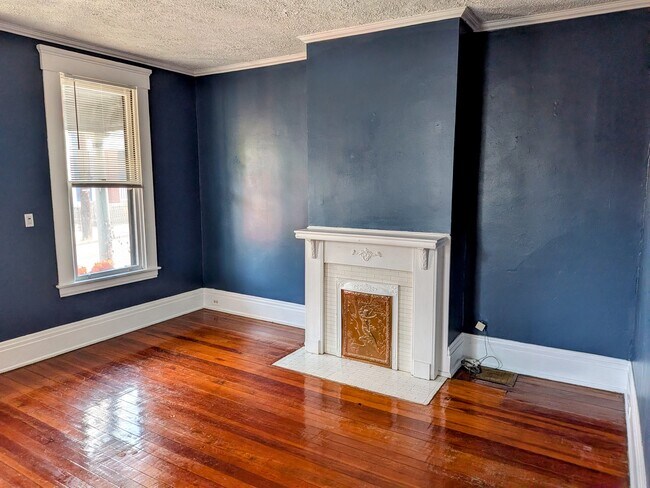 Foto del edificio - 624 W 12th St