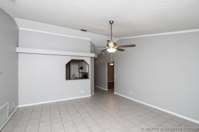 Building Photo - 108 Osceola Ave