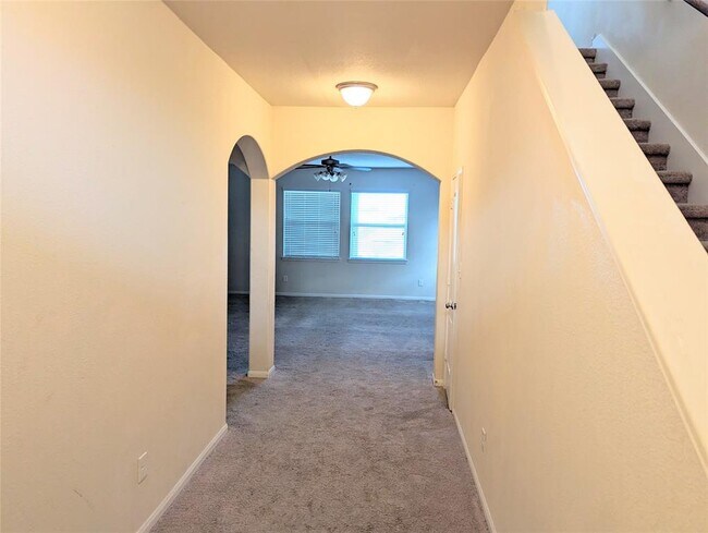 Foto del edificio - 7319 Ironwood Forest Dr