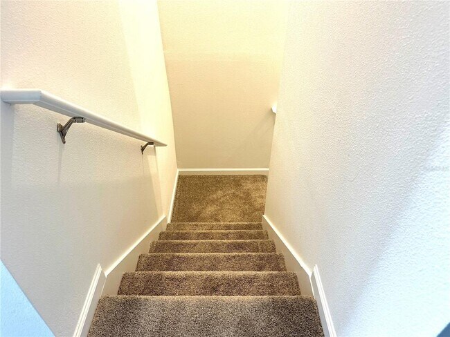 Foto del edificio - 2432 Skyline Lp