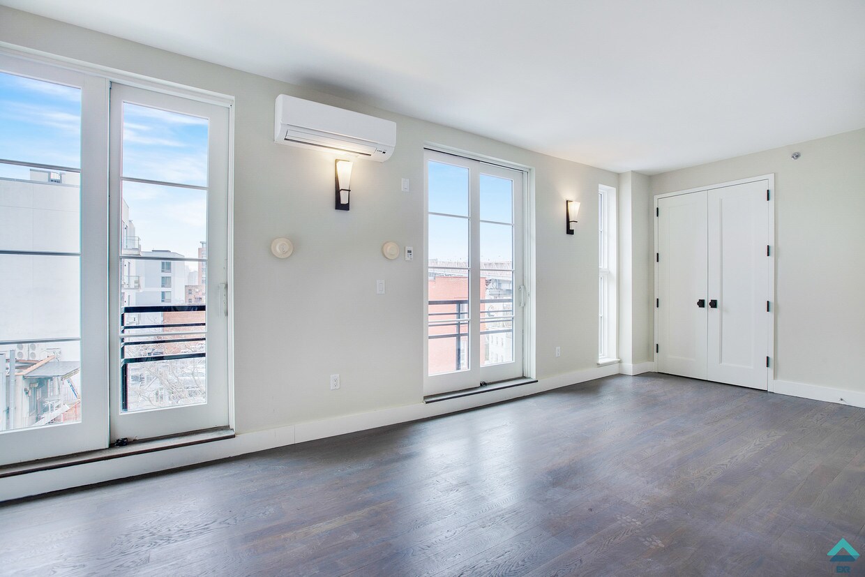 Foto principal - 82 S 6th St