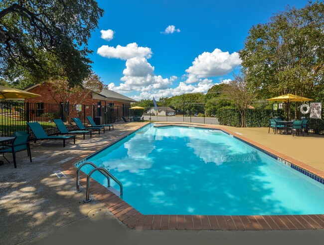 Building Photo - Centennial Place Apartments