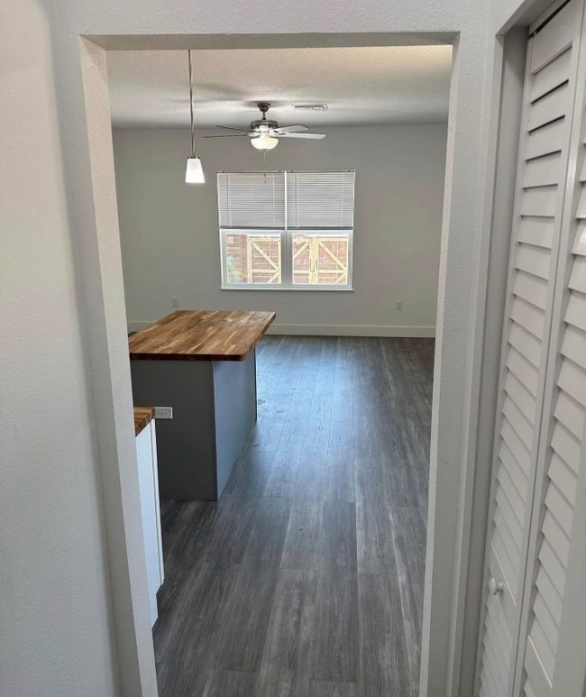 Photo - 701 E Ellicott St House