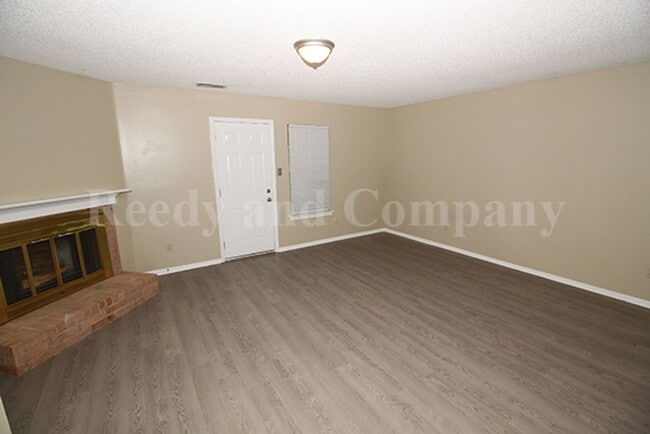 Building Photo - 8349 Honey Dew Cove
