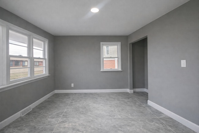 Building Photo - 3 bedroom home in Carbondale