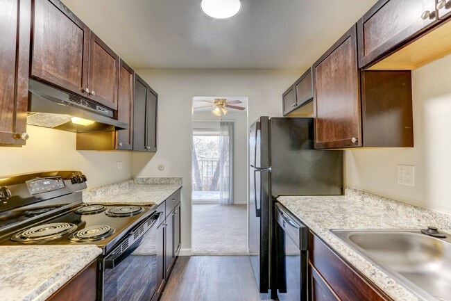 Interior Photo - Monaco Parkway Apartments