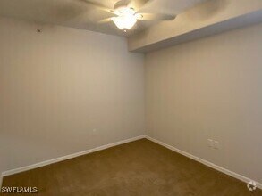 Building Photo - 1345 Henley St