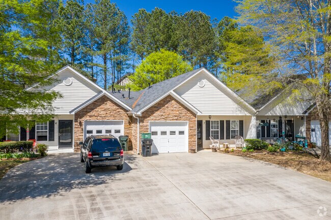 Foto del edificio - The Cottages at White Oak