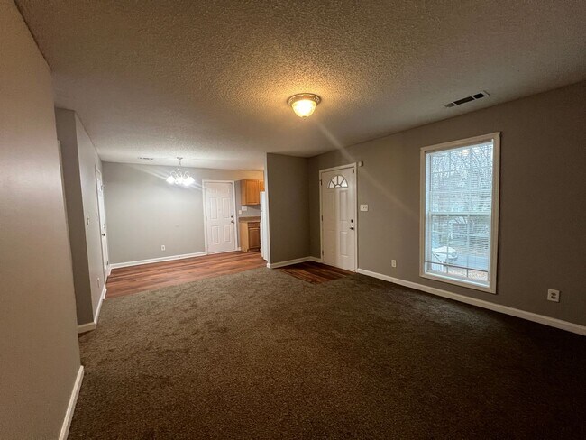 Foto del edificio - 2535 Rex Ave SW