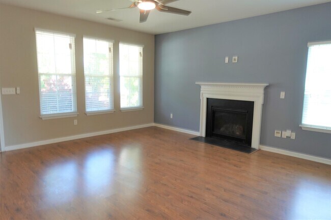 Foto del edificio - 344 Marble Ln