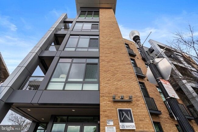 Photo - 525 Water St SW Apartment