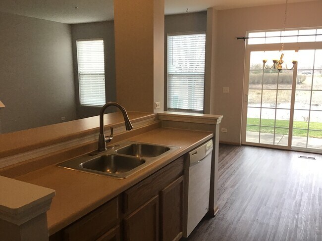 Building Photo - 3945 Havenhill Court